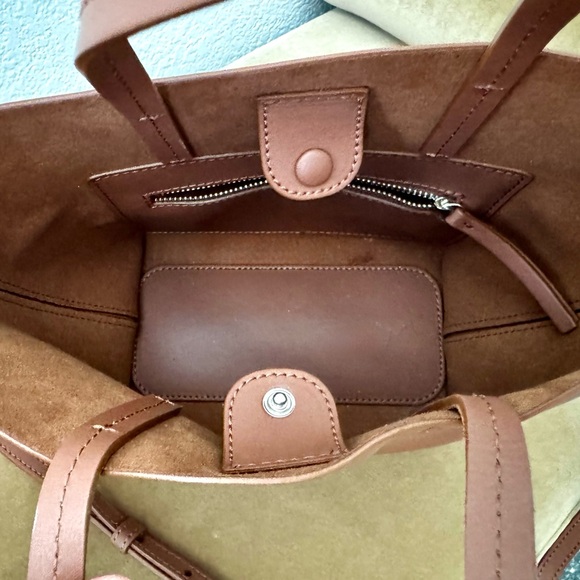 NWOT Everlane The Luxe Italian Leather Crossbody Cognac - Picture 4 of 4